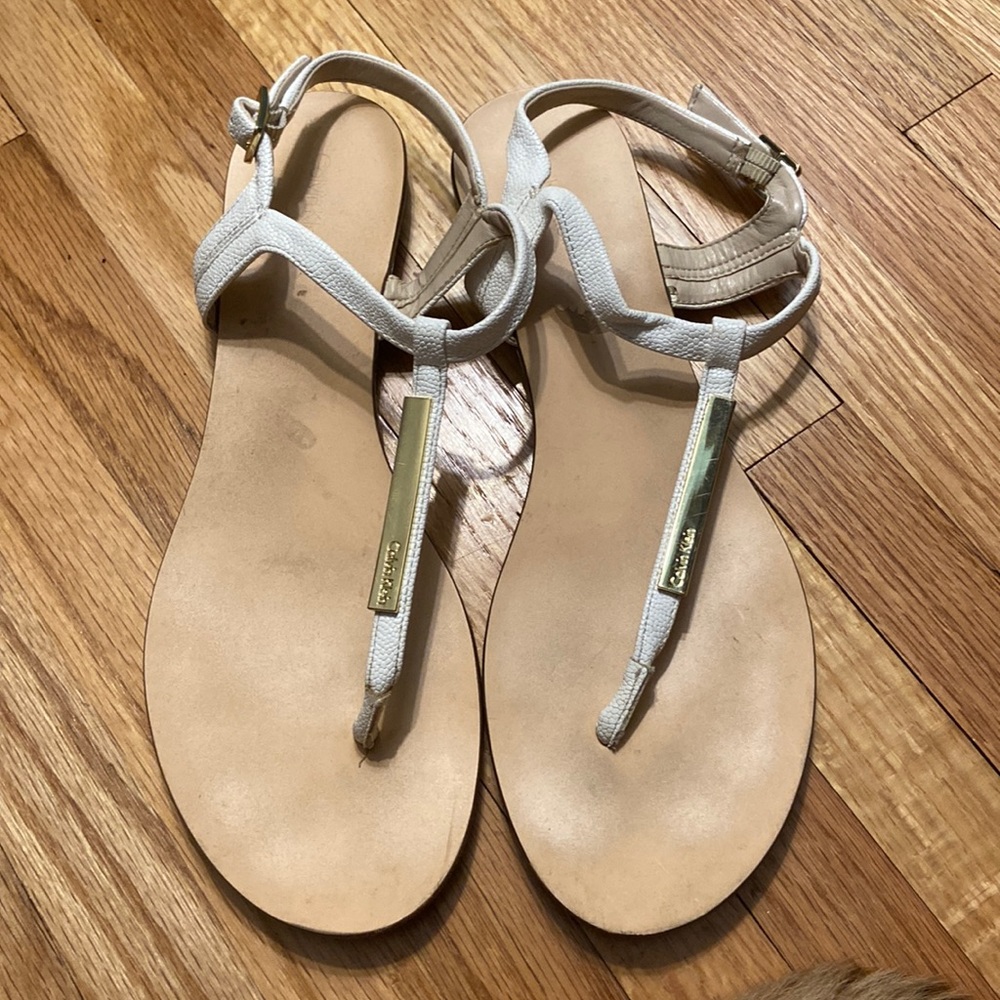Calvin Klien White leather sandals, size